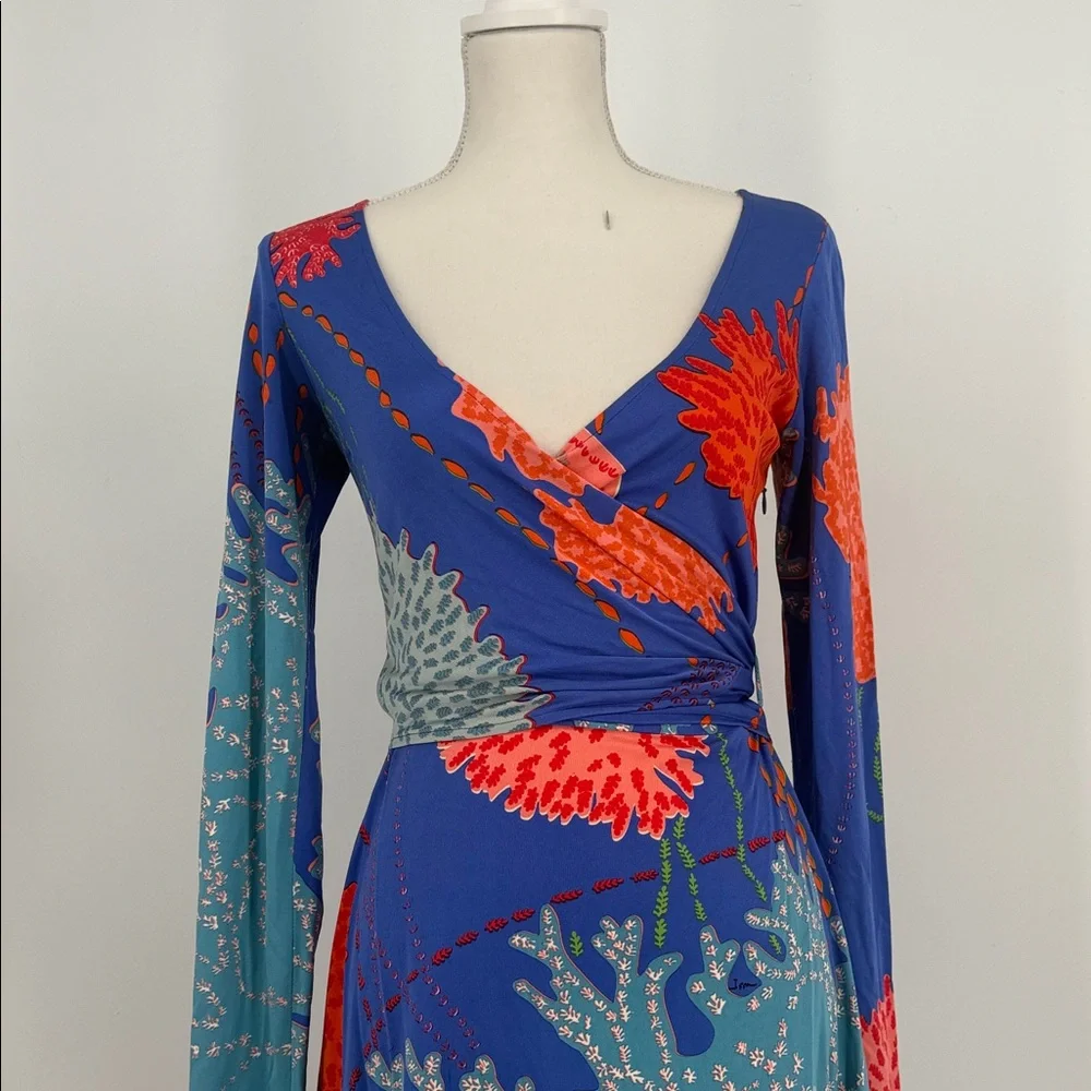 ISSA London Colorful Wrap Style Dress Size 8 100% silk - Picture 3 of 11